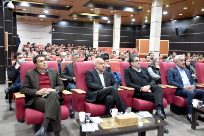 Member of the Iran Chamber&#039;s Board of Directors in the opening ceremony of the first export acceleration event: Kermanshah&#039;s export of three billion dollars needs a jump.